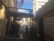 Laukut hotellille ja matka jatkui messuille