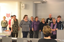 Ensi kaudelle valituista luottamusmiehistä osa oli kokouksessa ja esittäytyi