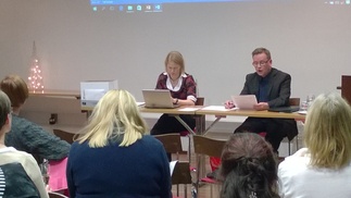 Kokouksen sihteerinä toimi ao:n hallituksen sihteeri Helena Hangaslahti ja kokouksen puheenjohtajana Jyrki K. Uitto 