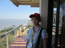 "Työpaikkavierailulla Maputon kalleimmassa hotellissa, Polanassa."